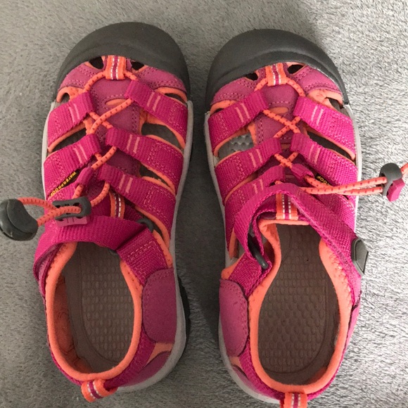 Keen Other - Keen sz 1 nwot pink and orange color